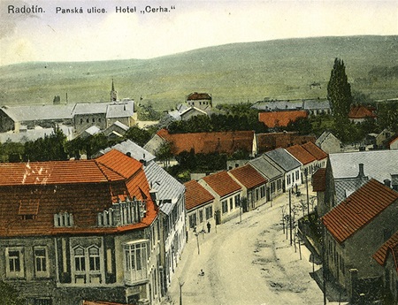 Panská ulice na konci 19. století. Panská ulice na konci 19. století.