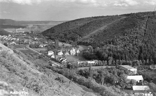 1929: Pohled z Radotínských skal směrem k Radotínu 1929: Pohled z Radotínských skal směrem k Radotínu