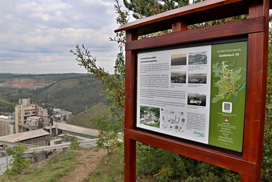 Naučná stezka Radotín - tabule č. 13 - Cementárna a další průmyslové podniky