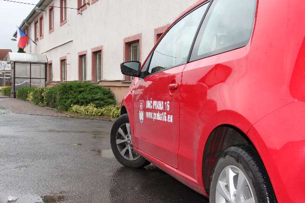 Služební vozidlo ÚMČ Praha 16