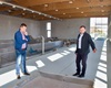 Prohlídka stavby bazénu se starostou Městské části Praha 16 Karlem Hanzlíkem a jeho zástupcem Miroslavem Knotkem, 7.3.2019