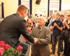Vernisáž Salónu Kruhu radotínských výtvarníků, gratulace sochaři R. Kamenickému, 9.11.2013 